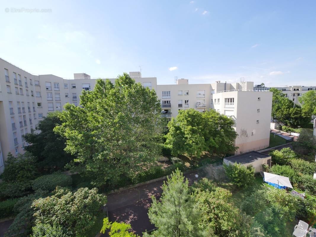 Appartement à SURESNES