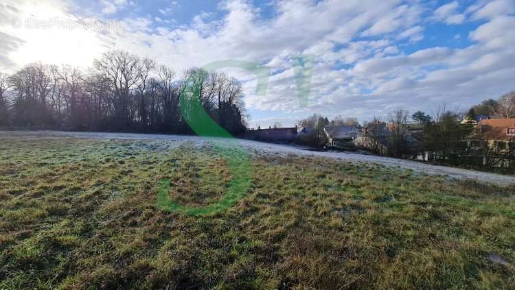 Terrain à CHAUMONT-EN-VEXIN