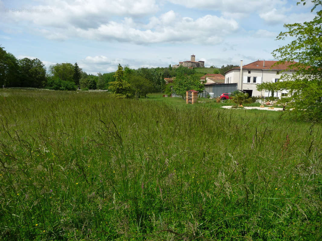 Maison à MONTVERDUN