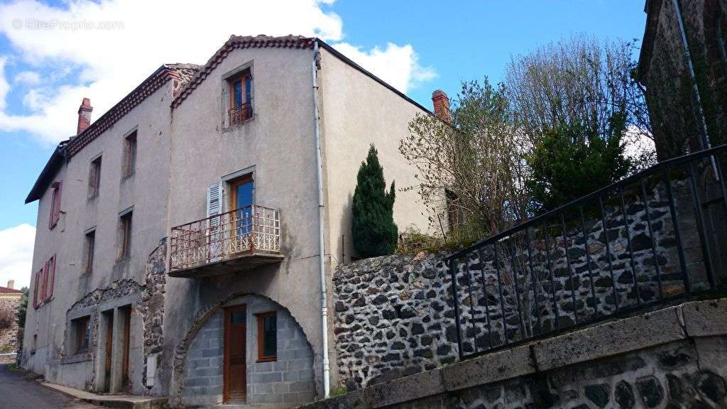 Maison à CHAVANIAC-LAFAYETTE