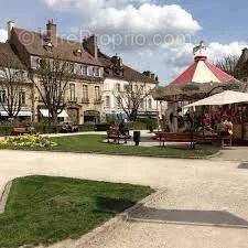 Commerce à BEAUNE