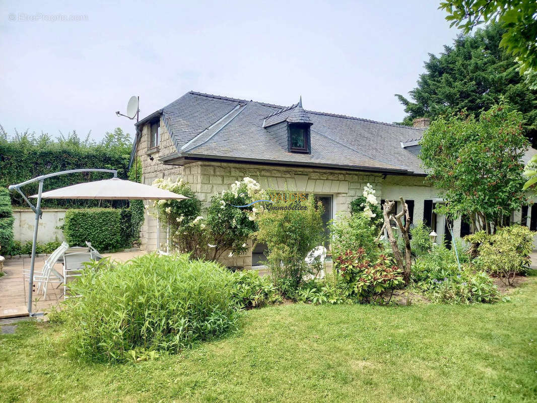 Maison à FLAVIGNY-LE-GRAND-ET-BEAURAIN