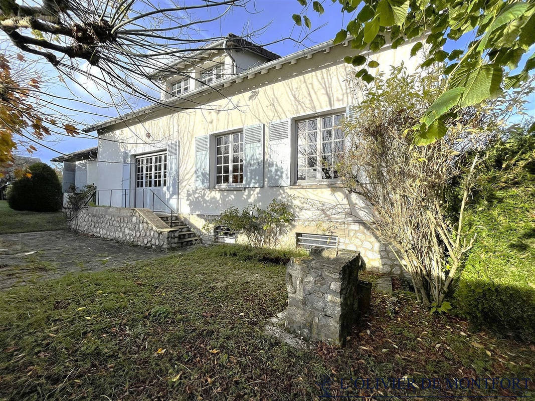 Maison à MONTFORT-L&#039;AMAURY