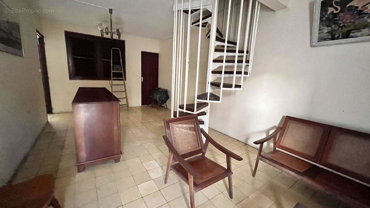 Appartement à RIVIERE-PILOTE