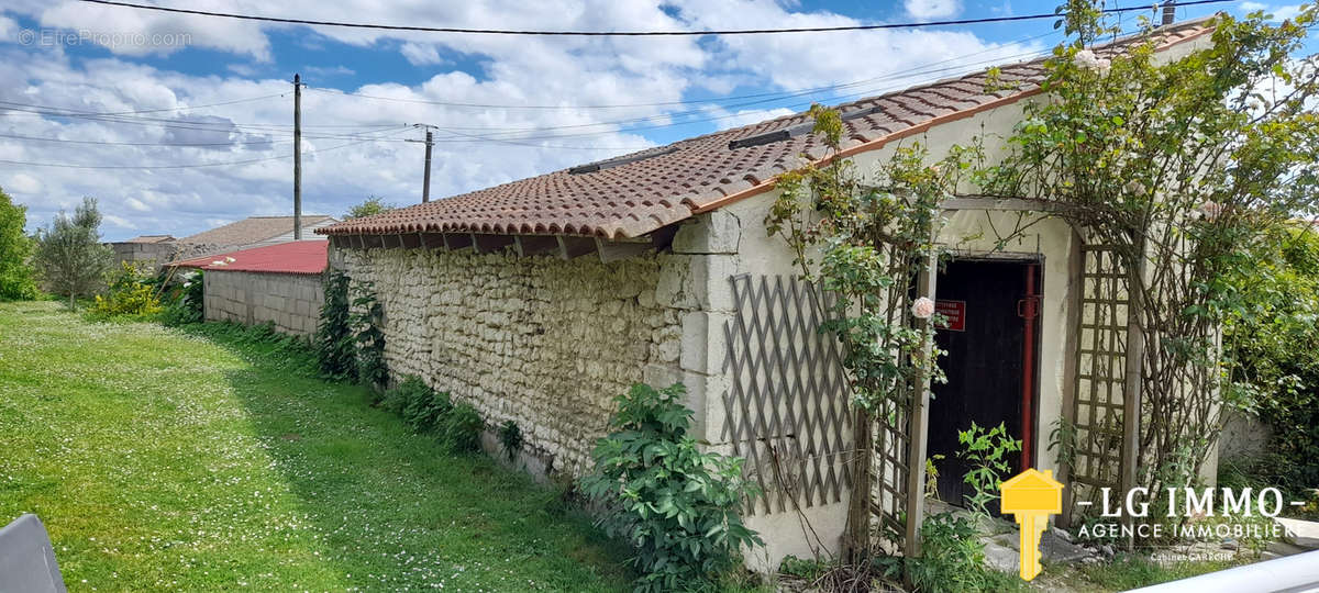 Maison à SEMOUSSAC