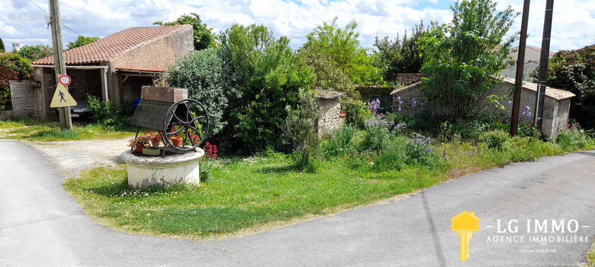 Maison à SEMOUSSAC