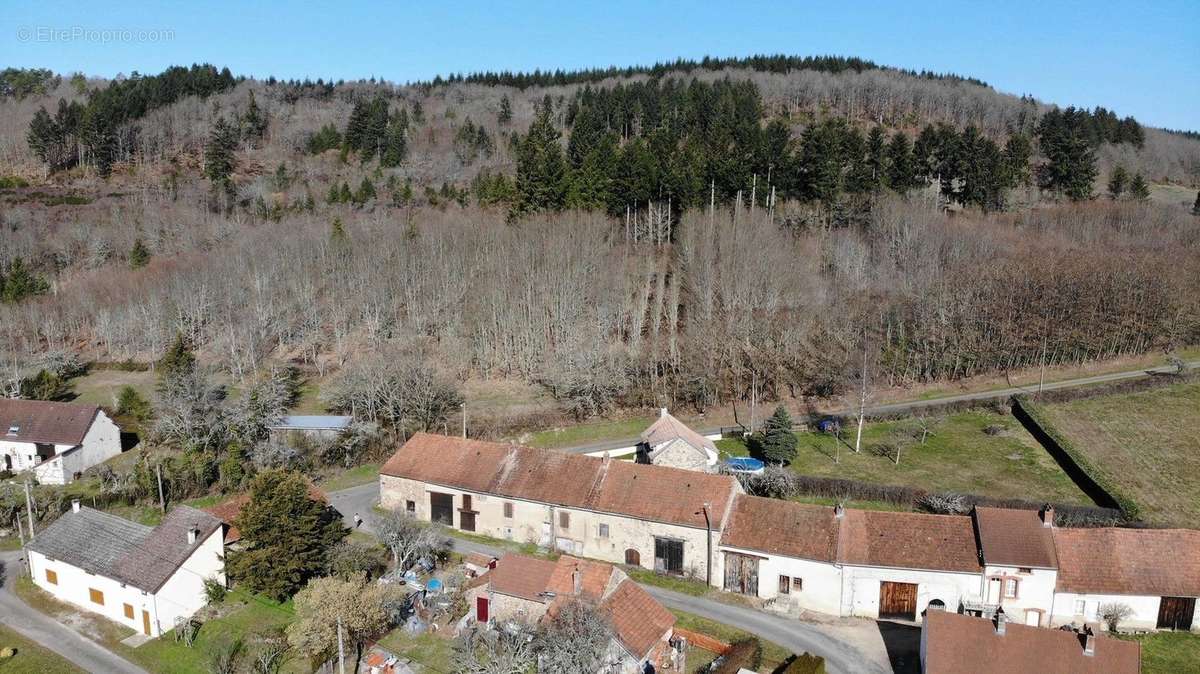 Maison à ARNAY-LE-DUC