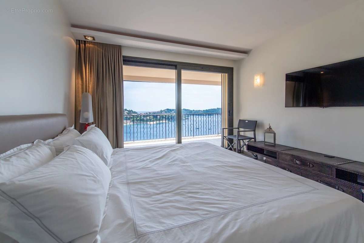 Appartement à VILLEFRANCHE-SUR-MER