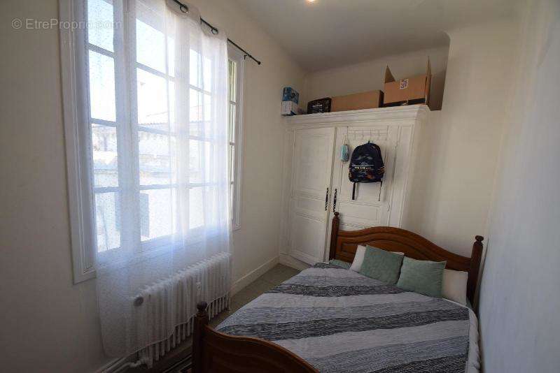   - Appartement à AUBENAS