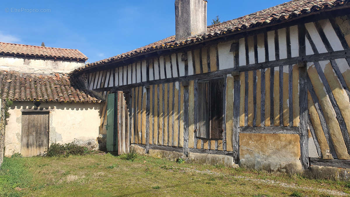 Maison à CASTELJALOUX