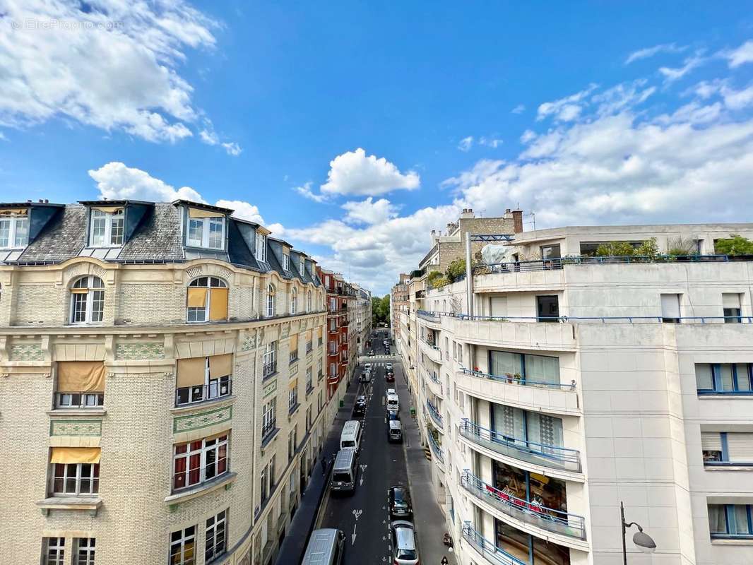 Appartement à PARIS-11E