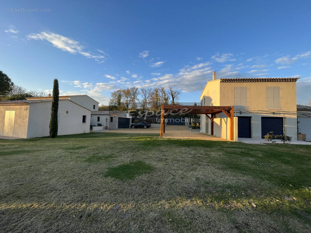 Maison à GRIMAUD