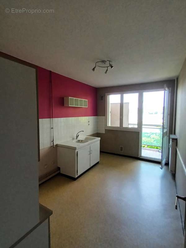 Appartement à MONTCEAU-LES-MINES