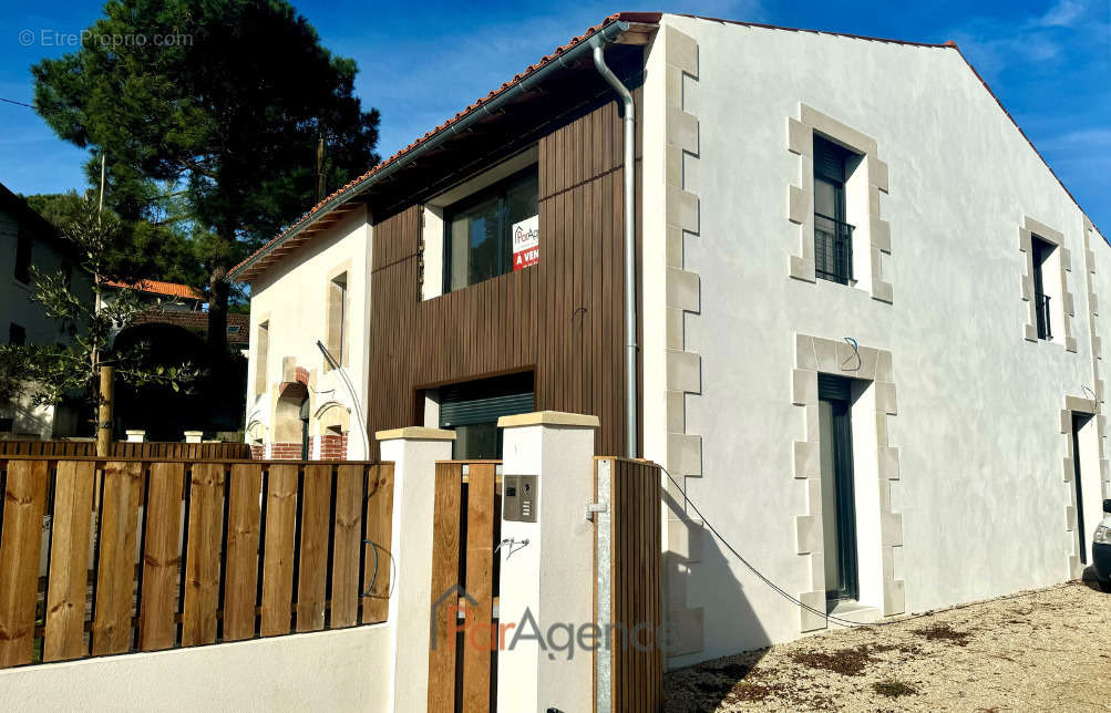 Maison à SAINT-PALAIS-SUR-MER