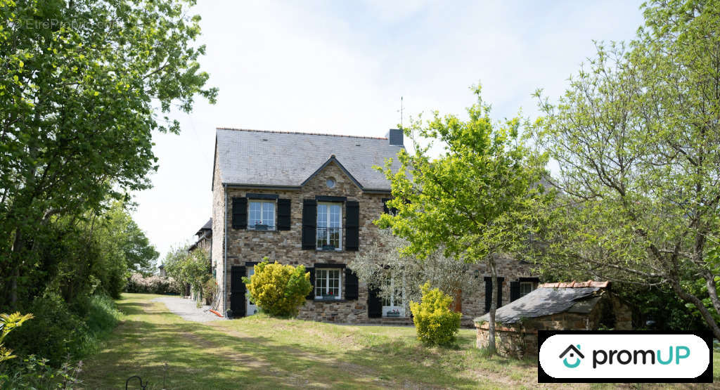 Maison à BAIN-DE-BRETAGNE