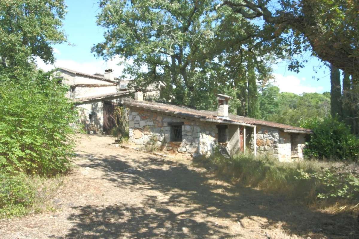 Maison à FAYENCE