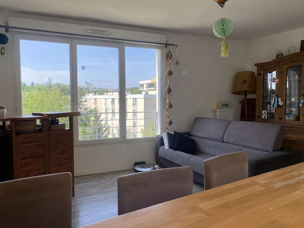 Appartement à LIMEIL-BREVANNES