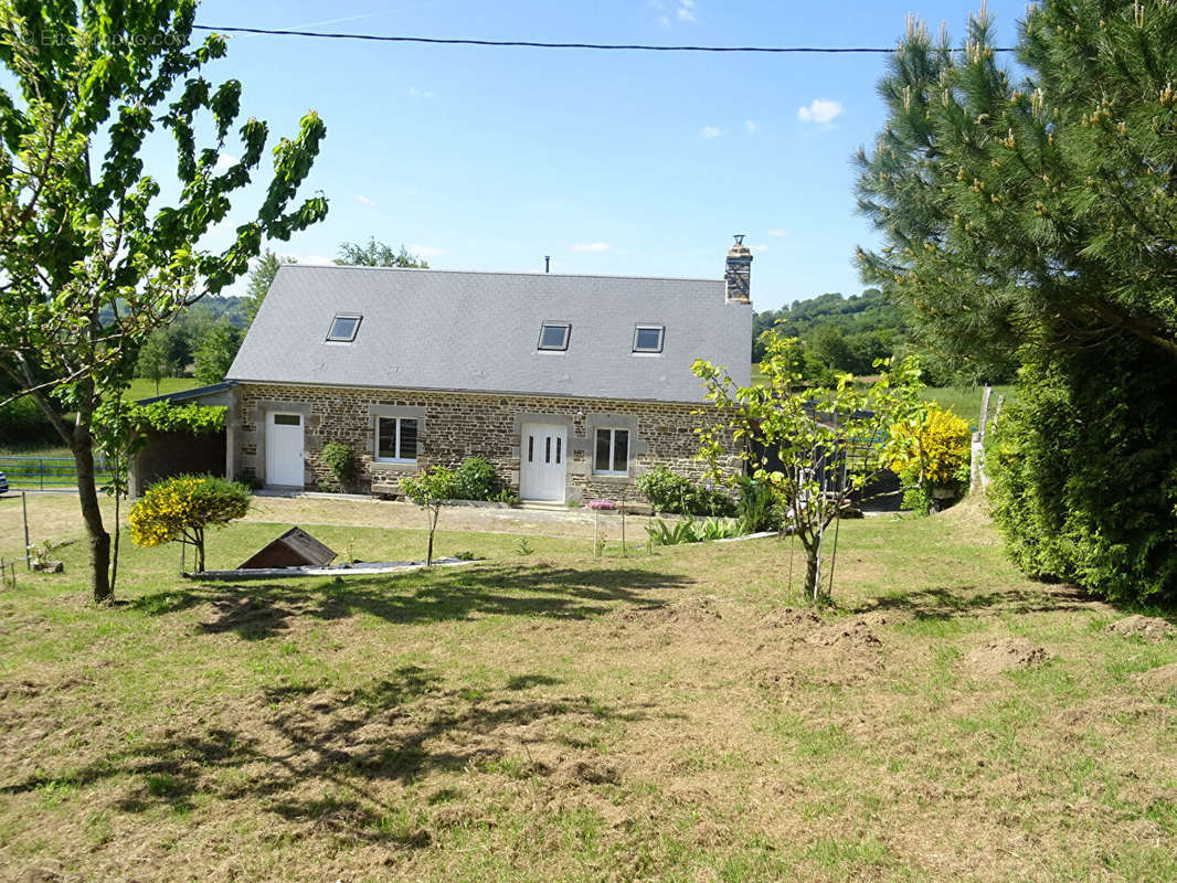 Maison à SOURDEVAL