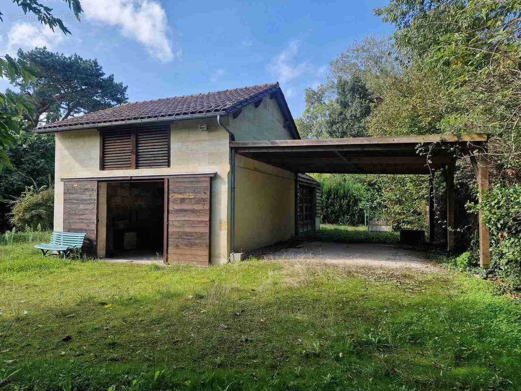 Maison à BAYON-SUR-GIRONDE