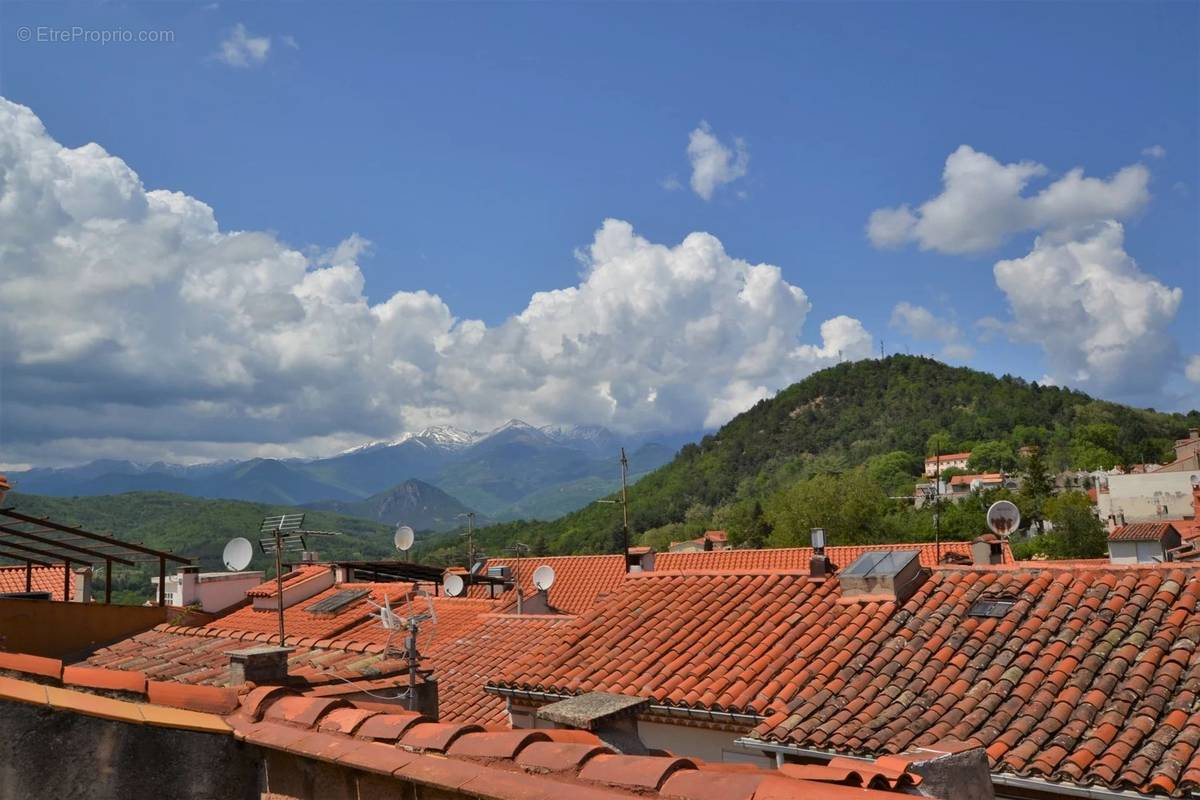 Appartement à SAINT-LAURENT-DE-CERDANS