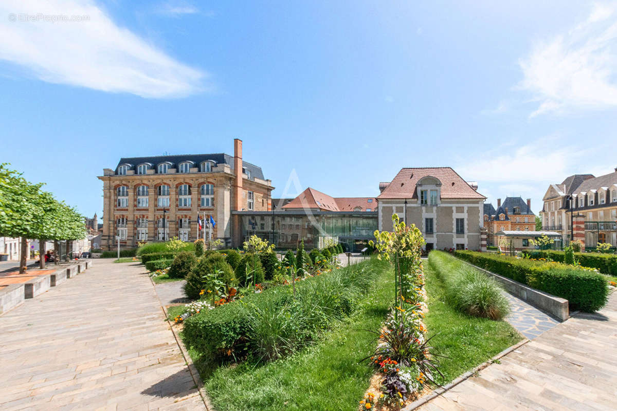 Appartement à MELUN