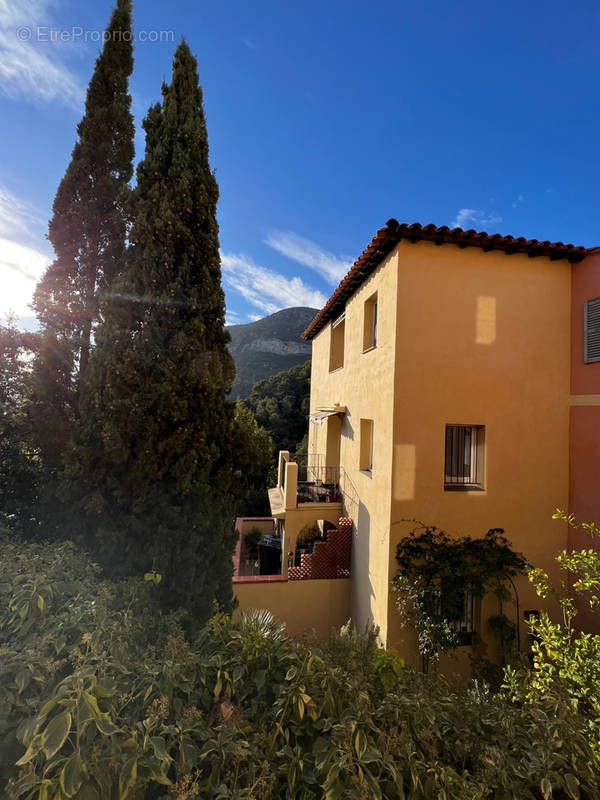 Appartement à ROQUEBRUNE-CAP-MARTIN