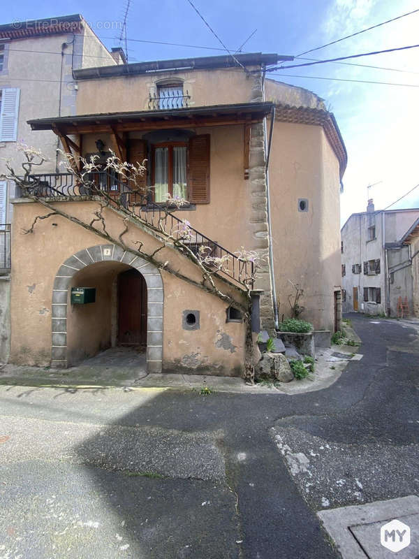 Maison à CHANONAT