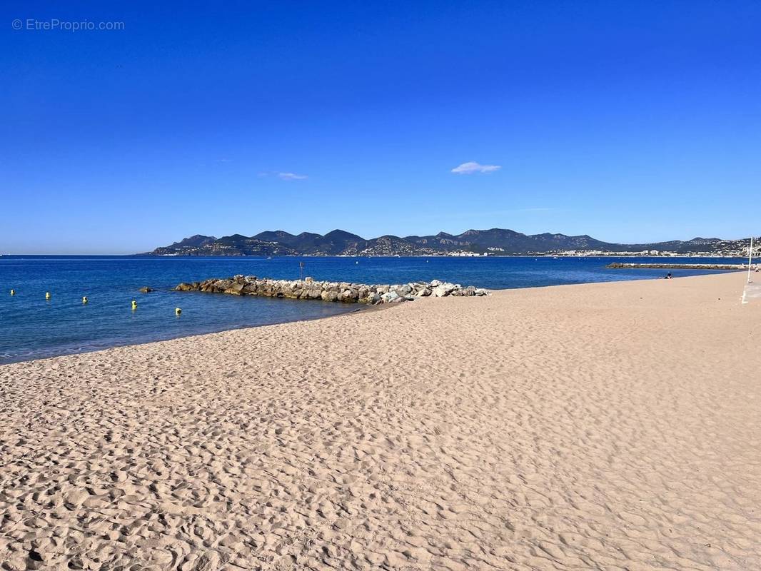 Appartement à CANNES