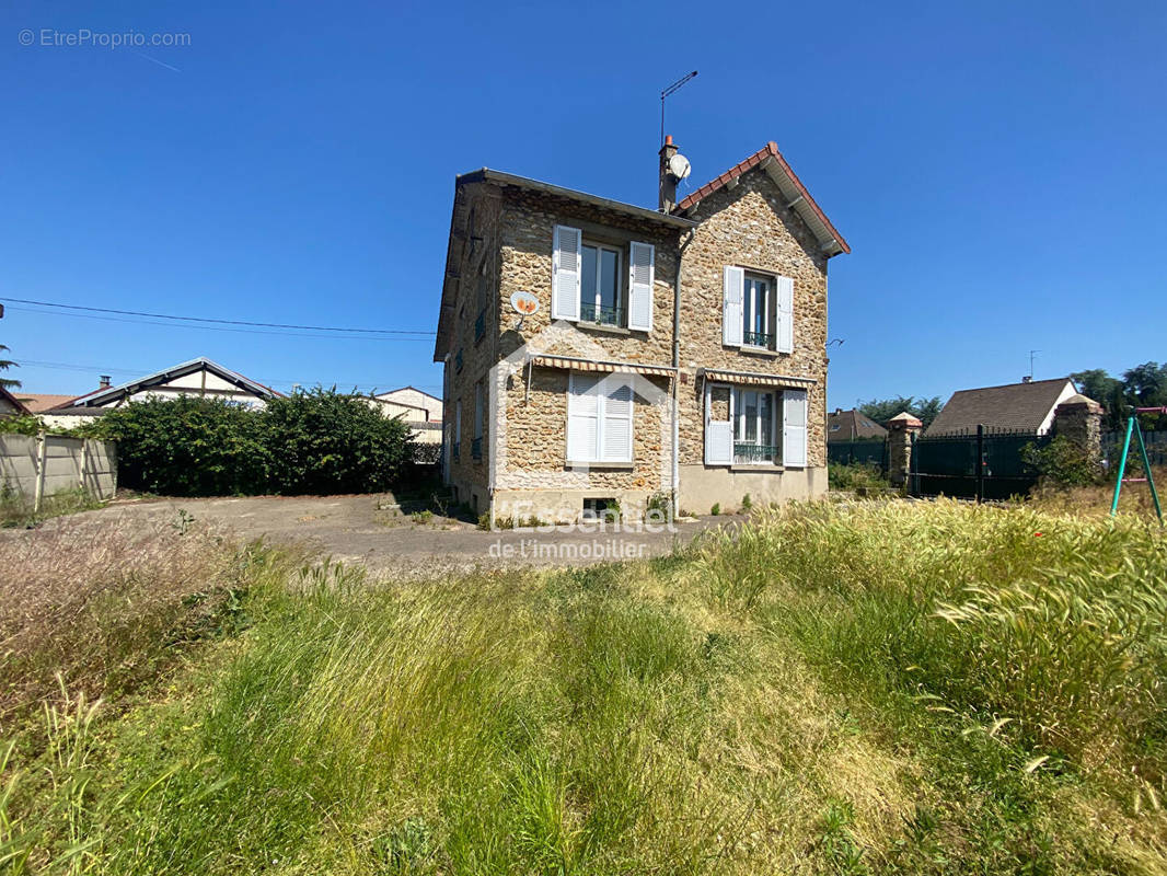 Maison à TRIEL-SUR-SEINE