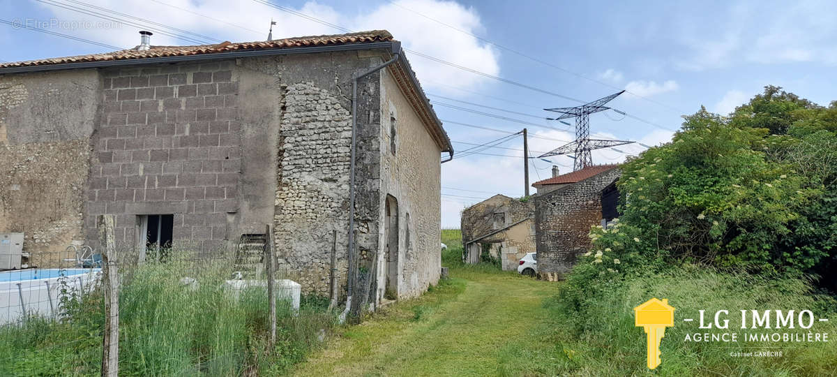 Maison à SEMOUSSAC