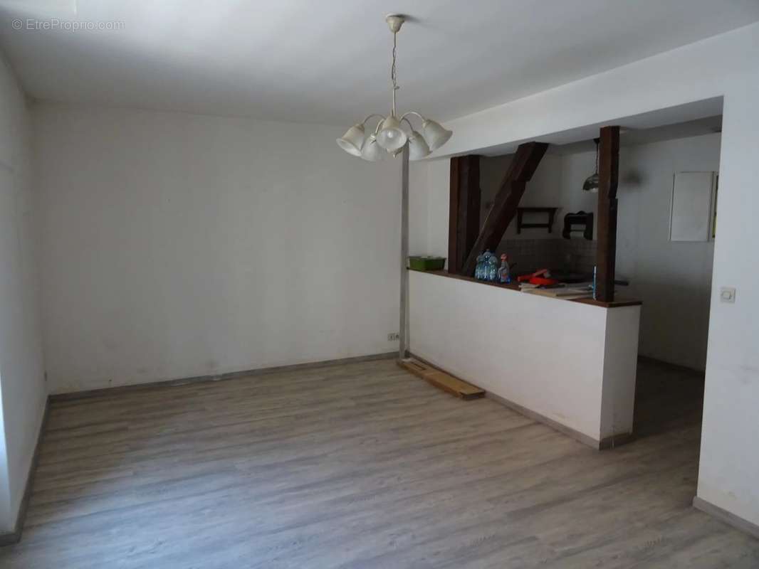 Appartement à COSNE-COURS-SUR-LOIRE