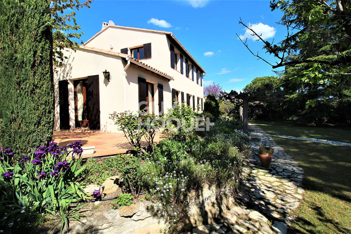 Maison à CAVEIRAC