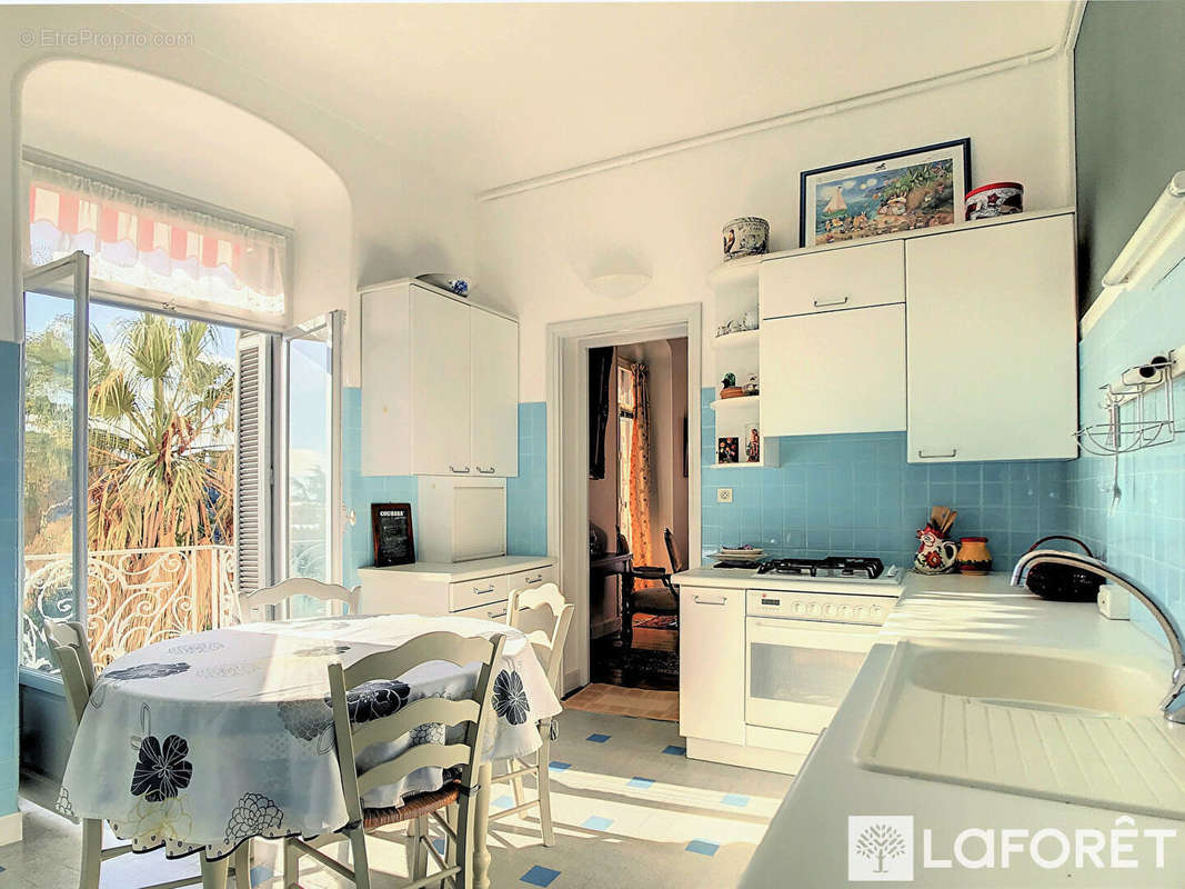 Appartement à MENTON