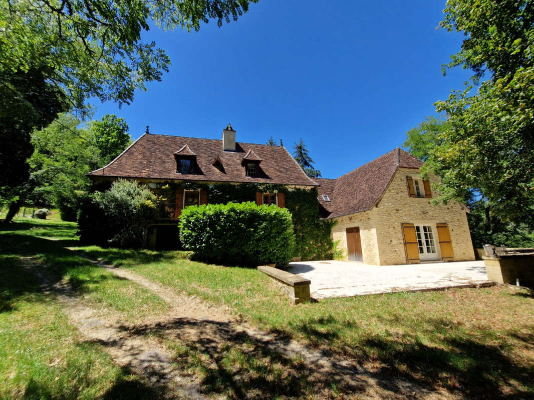 Facade - Maison à LE BUGUE