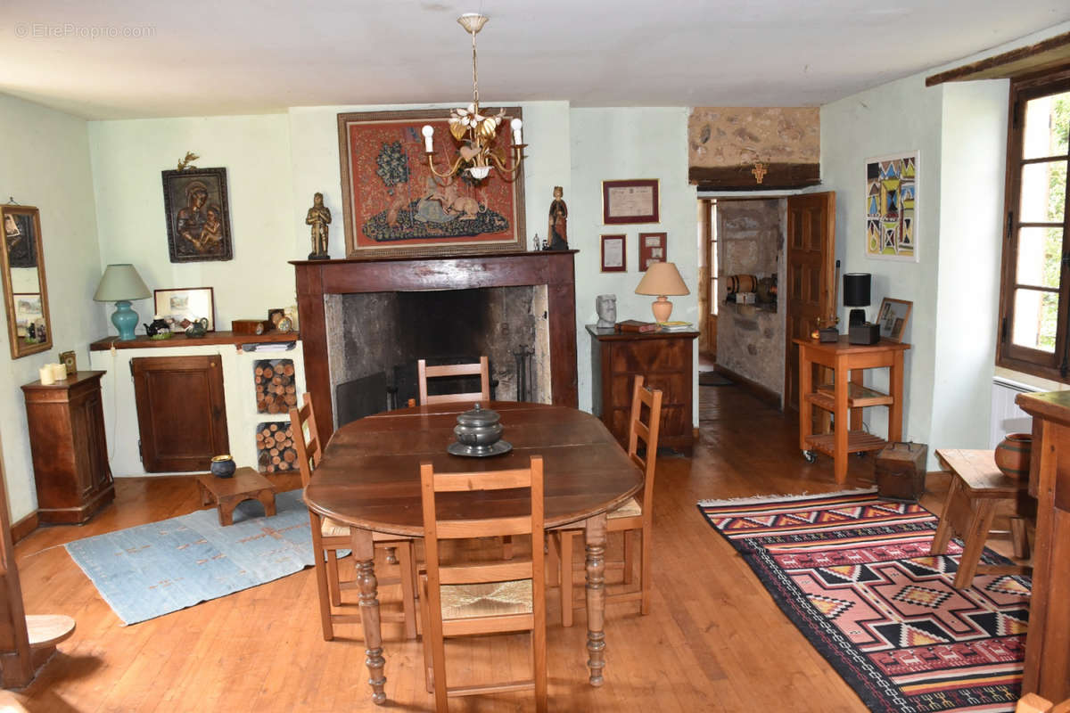 Salle à Manger - Maison à LE BUGUE