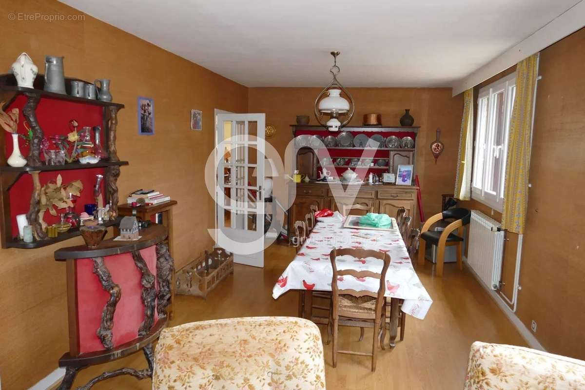 Appartement à CASSANIOUZE