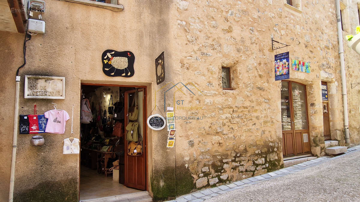 Maison à SAINT-GUILHEM-LE-DESERT