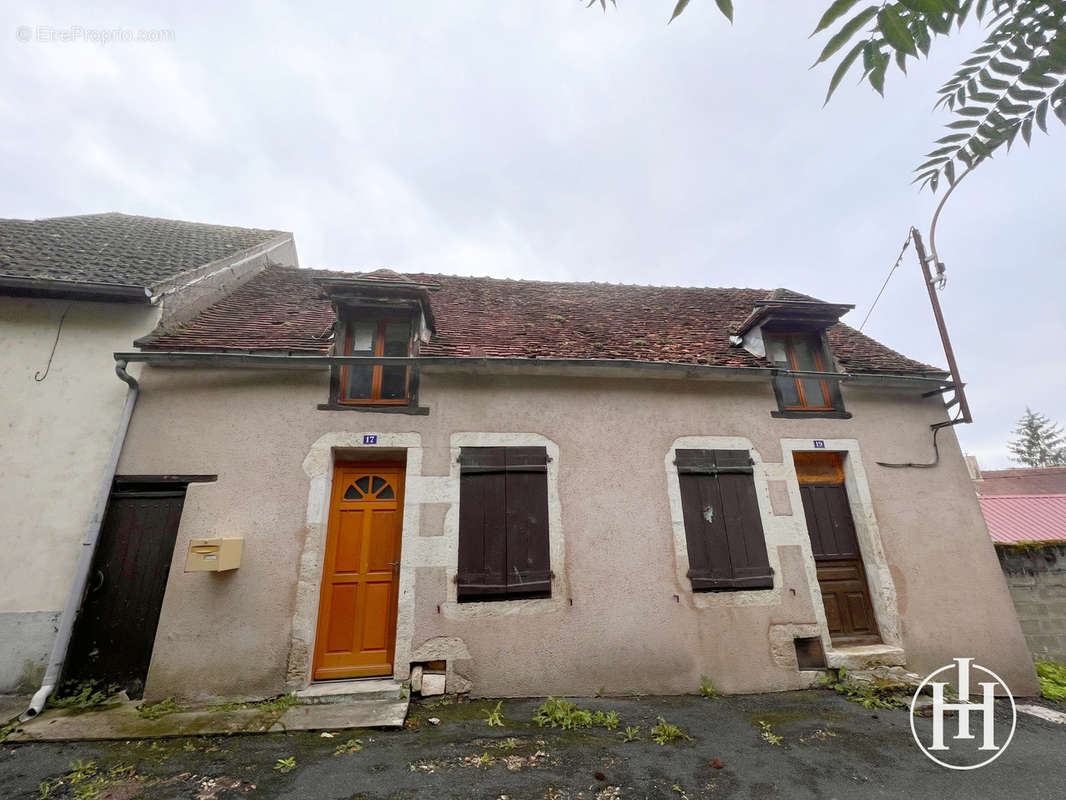 Maison à CHATEAUNEUF-SUR-CHER