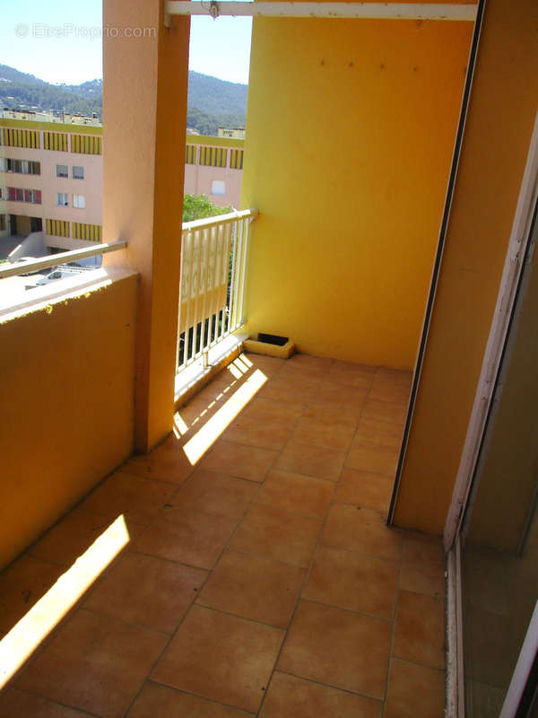 Appartement à HYERES