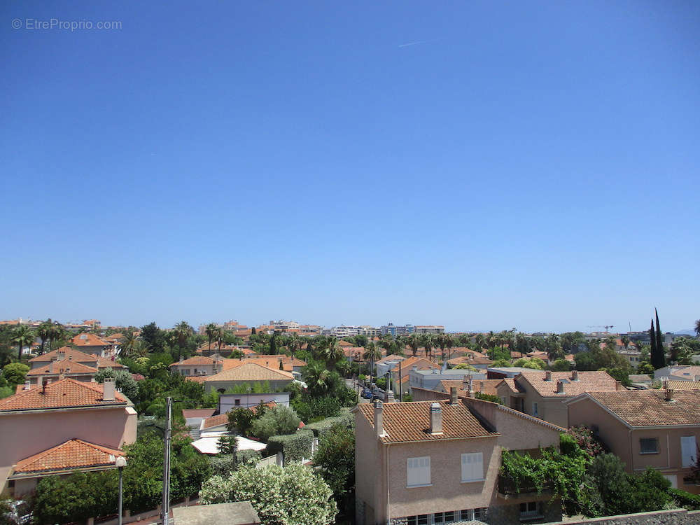 Appartement à HYERES