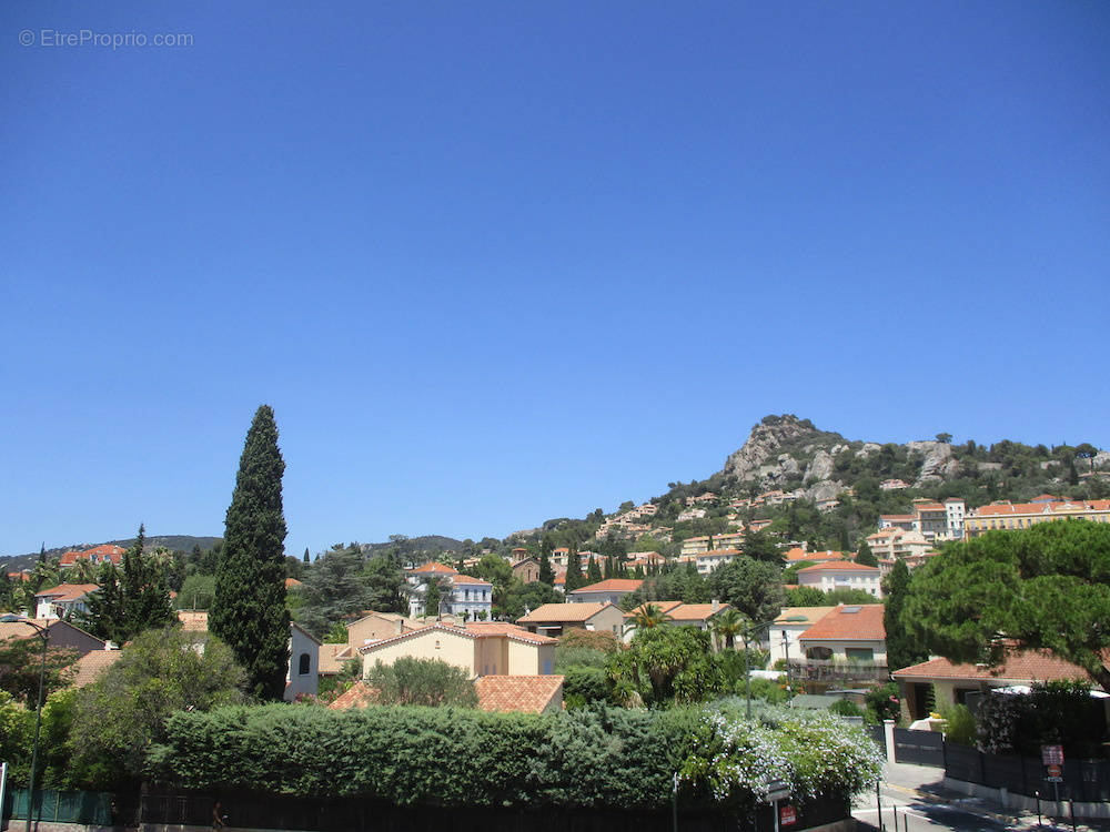 Appartement à HYERES