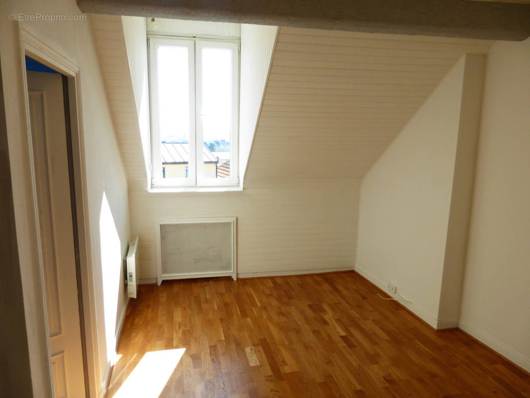 Appartement à NOGENT-SUR-MARNE