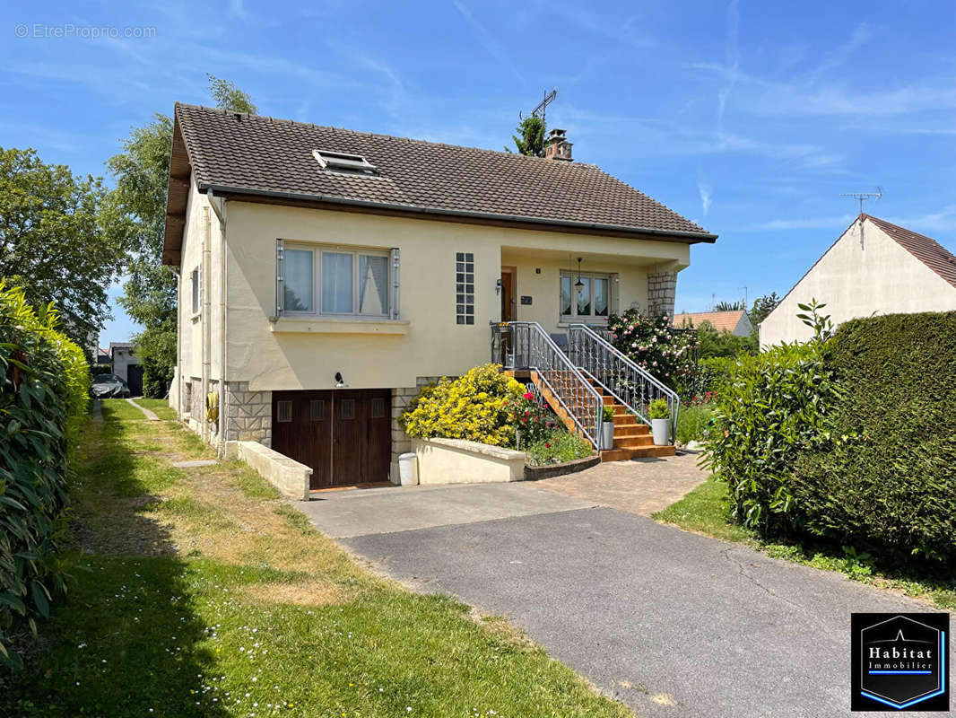 Maison à ROUVRES