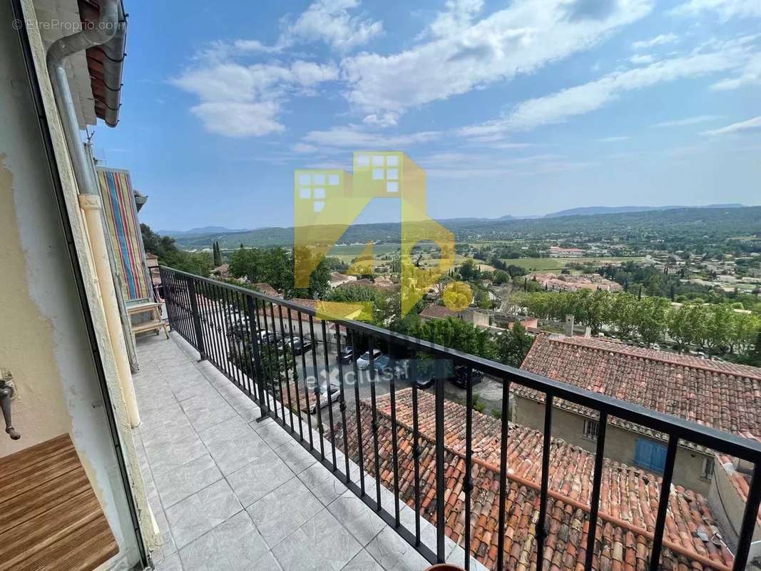 Appartement à FAYENCE