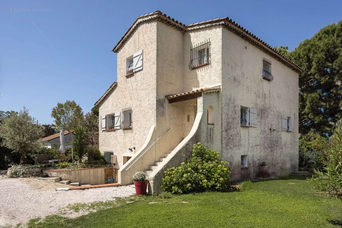 Maison à ANTIBES