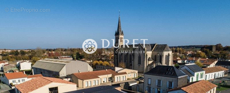 Terrain à VENDRENNES