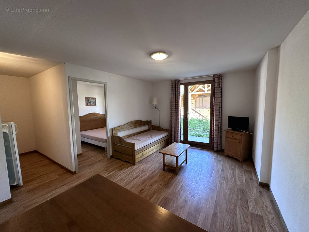 Appartement à ALBIEZ-MONTROND