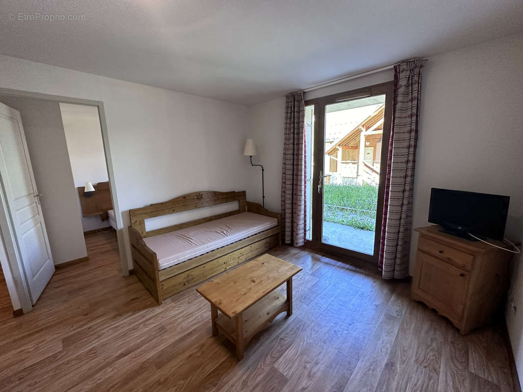 Appartement à ALBIEZ-MONTROND