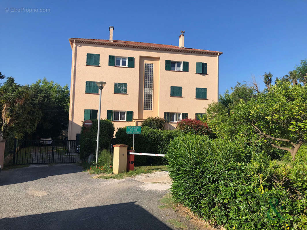 Appartement à LE LAVANDOU