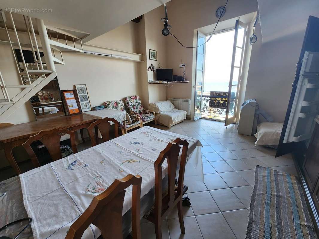 Appartement à MENTON